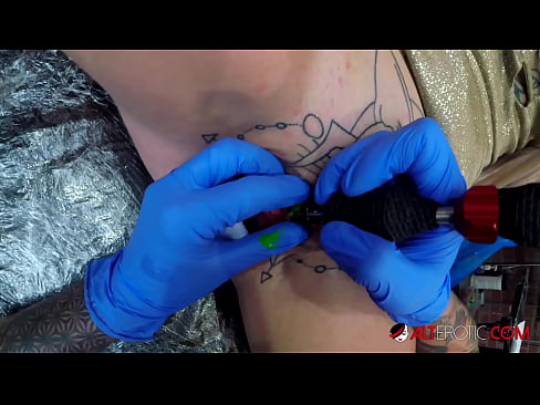 ❤️ An hottie thar a bheith tattooed Sully Savage fuair tattoo ar a clitoris ❤️❌ Porn uainn ga.assistdoctor23.ru